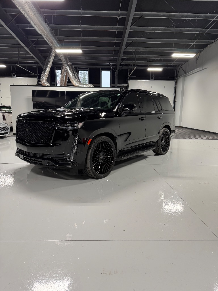 2022 Cadillac Escalade Sport's photo