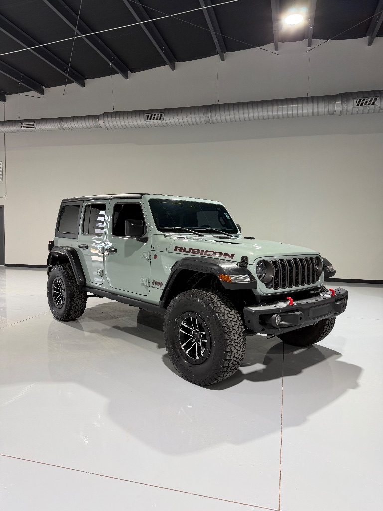 2024 Jeep Wrangler 4-Door Rubicon's photo