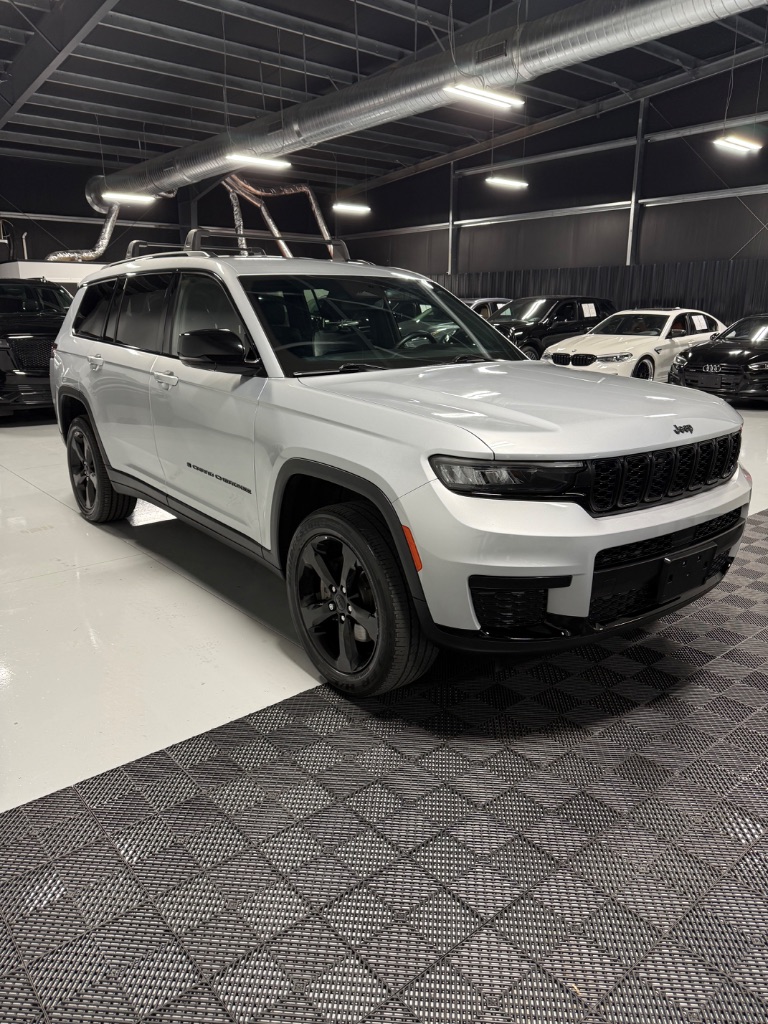 2022 Jeep Grand Cherokee L Altitude's photo
