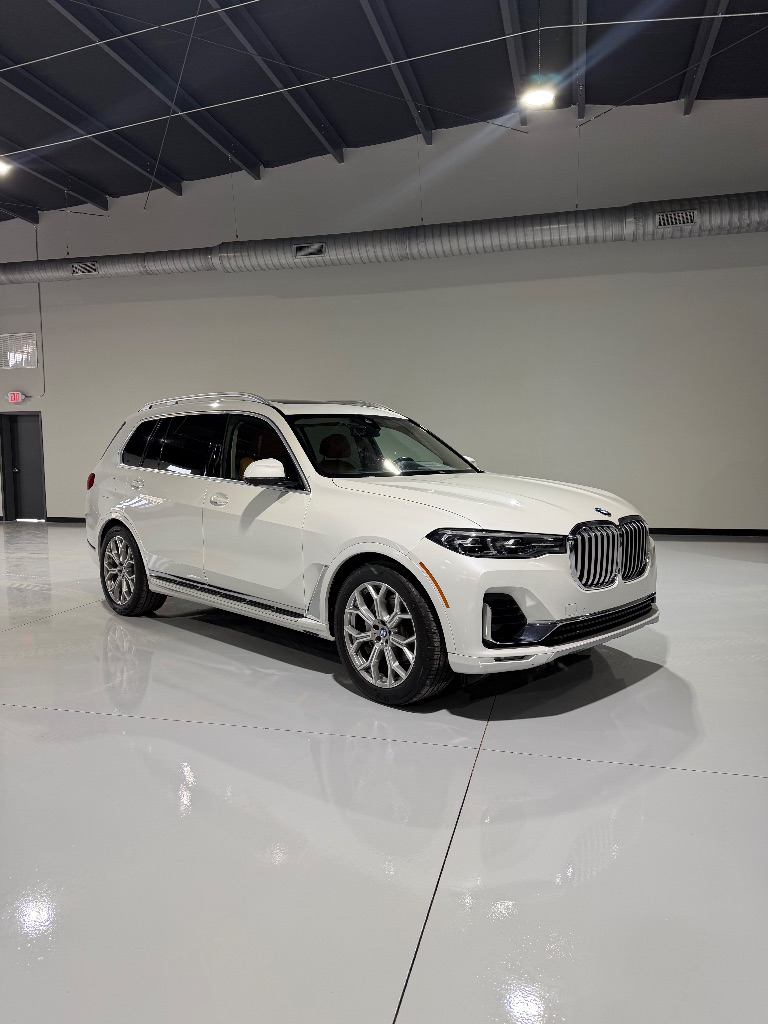 2020 BMW X7 40i