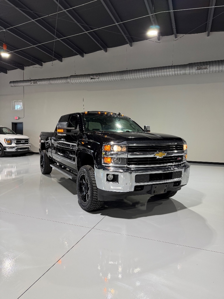 2016 Chevrolet Silverado 2500HD LTZ's photo