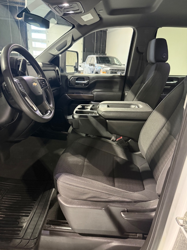 2021 Chevrolet Silverado 2500HD LT - Photo 11