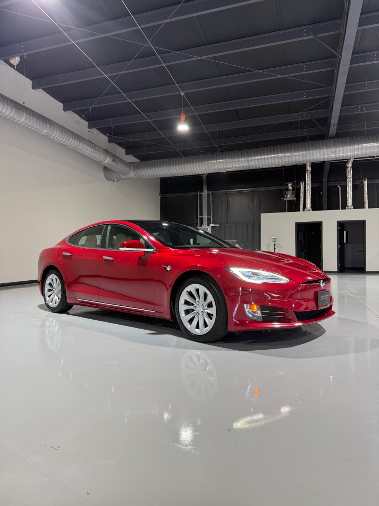 2020 Tesla Model S Long Range Plus