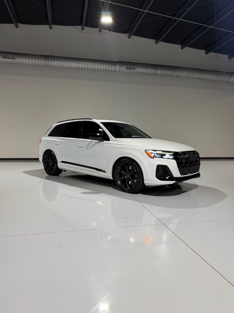 2025 Audi SQ7 Premium Plus quattro Tiptronic's photo