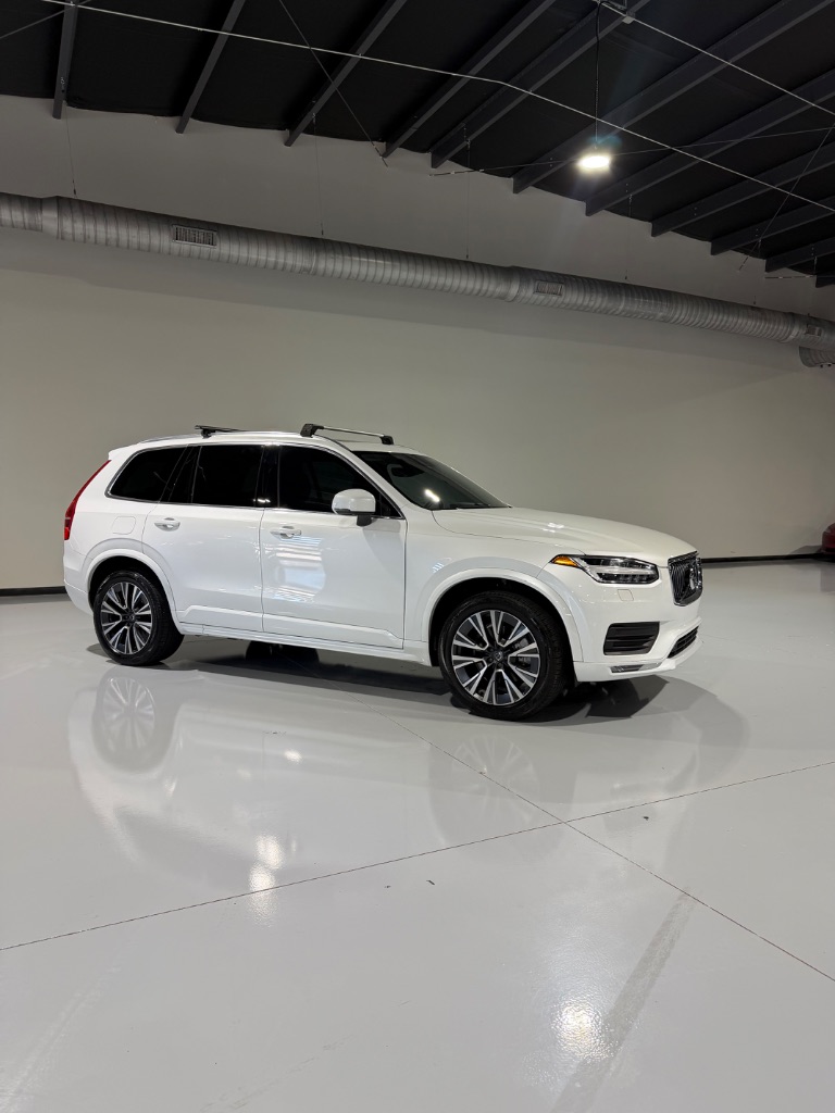 2021 Volvo XC90 T6 Momentum AWD's photo