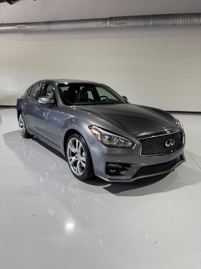 2019 INFINITI Q70 3.7 LUXE's photo
